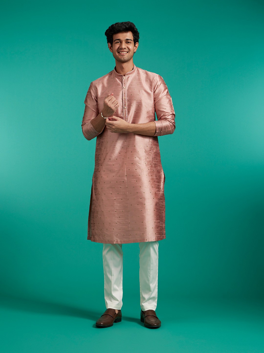 

Diwas by Manyavar Floral Woven Design Thread Work Art Silk Straight Kurta Set, Pink