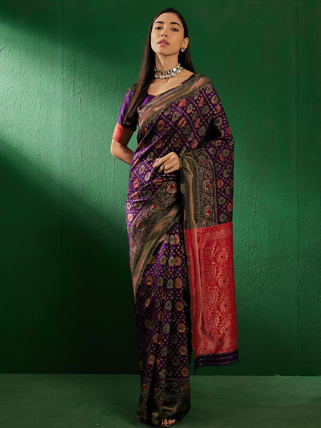 

Maroosh Floral Zari Banarasi Saree, Purple
