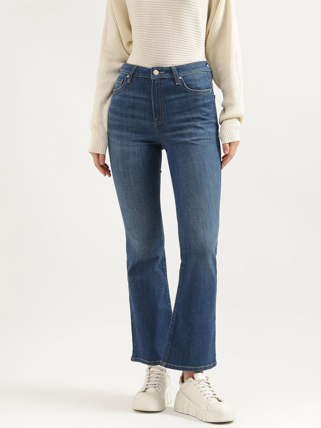 

United Colors of Benetton Women Bootcut High-Rise Jeans, Blue