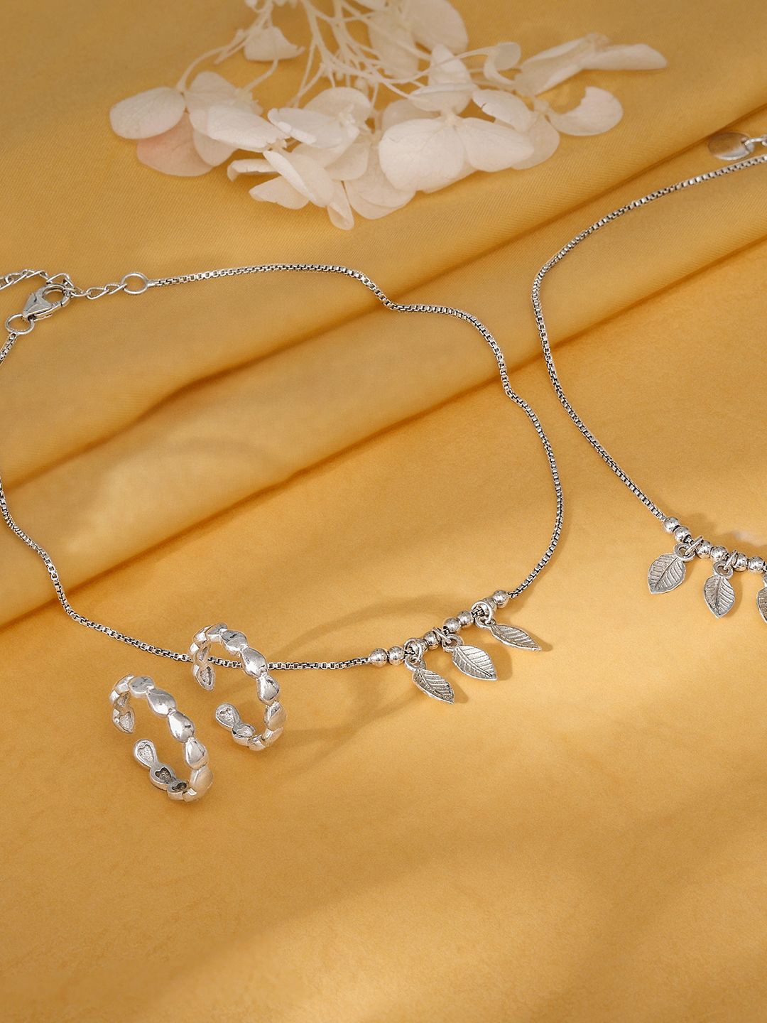

GIVA 925 Sterling Silver Stone-Studded Anklet And Toe Rings Priyamvada Jewellery Set