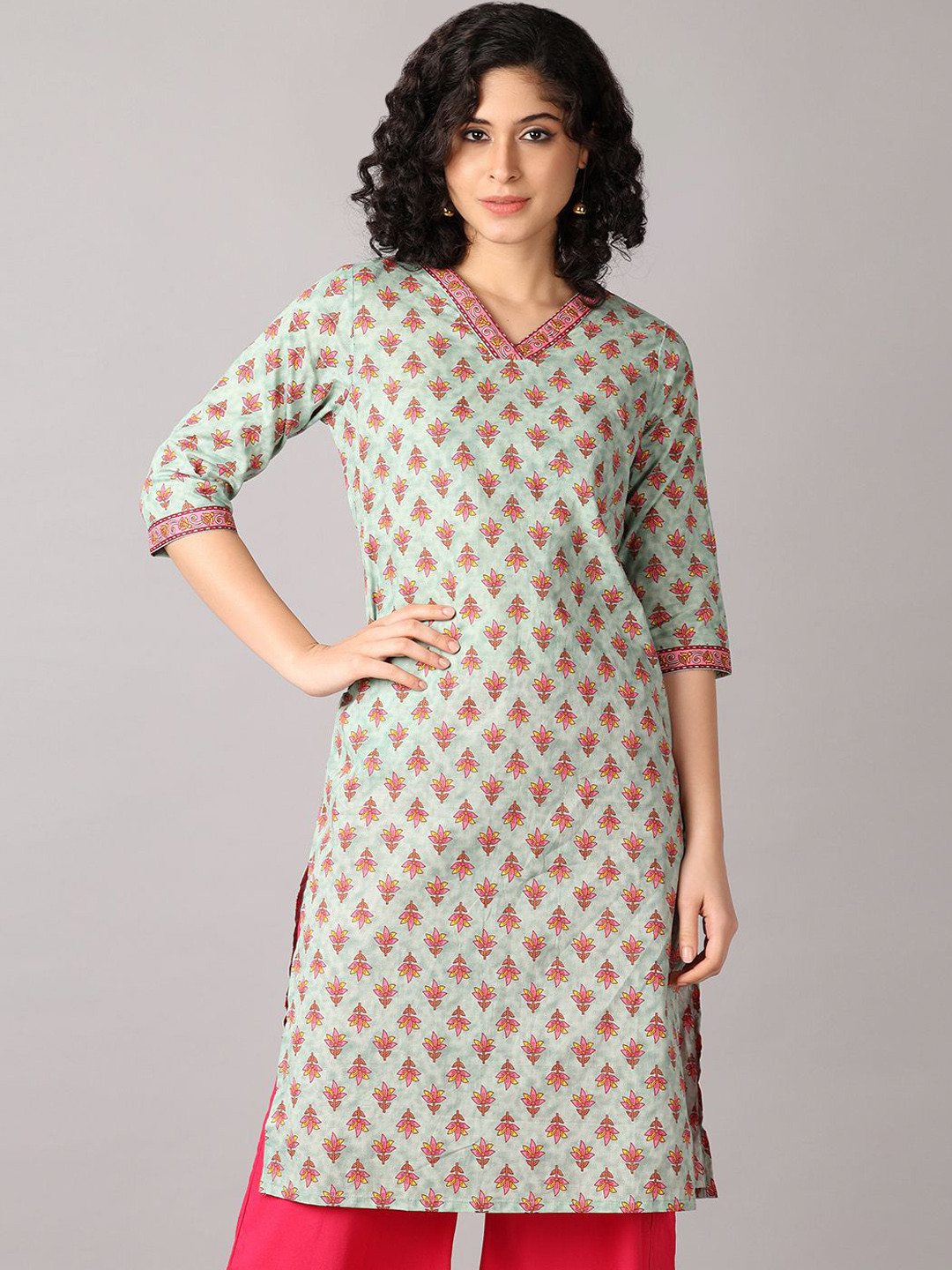 

V-Mart Women Floral Printed Kurta, Green