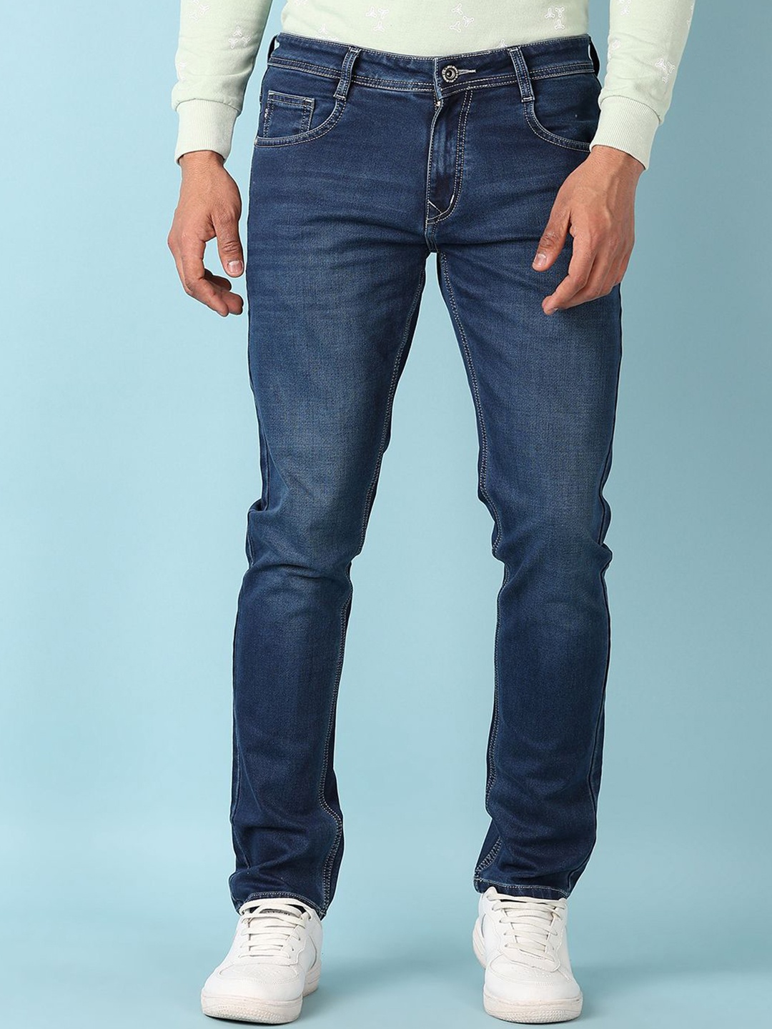 

V-Mart Men Straight Fit Light Fade Stretchable Jeans, Blue
