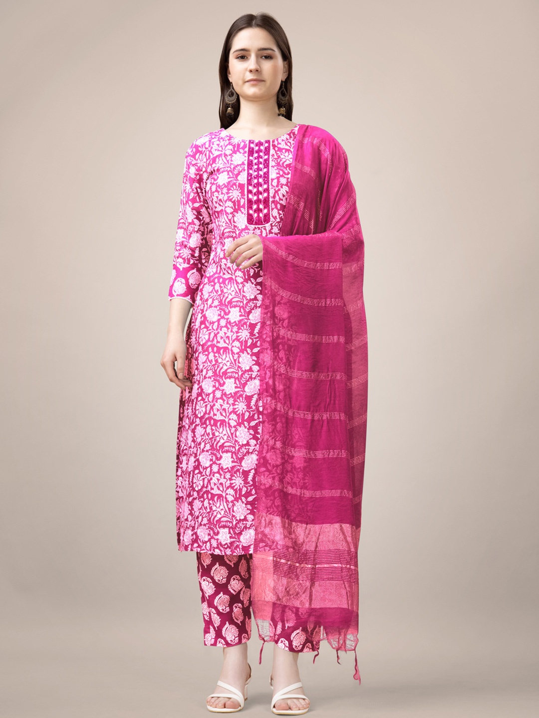 

KAYOMMI Floral Printed Round Neck Straight Kurta with Trousers & Dupatta, Pink