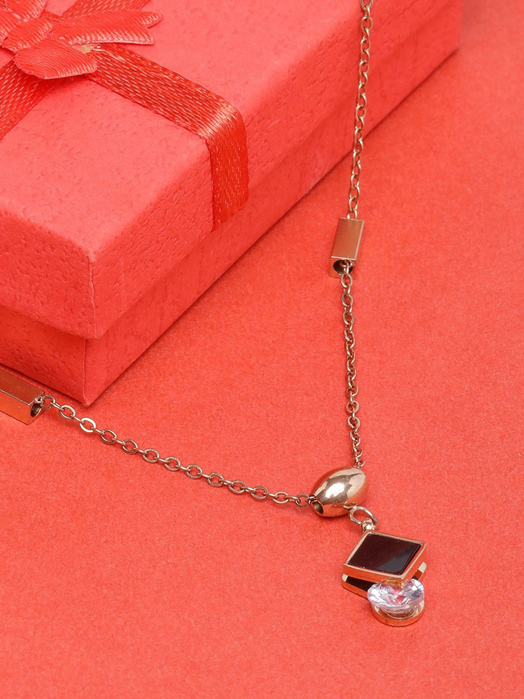 

KPOP Brass Gold-Plated Handcrafted Necklace
