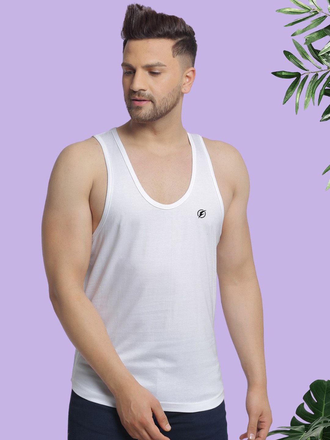 

Friskers Round Neck Innerwear Vests 230924C-02, White