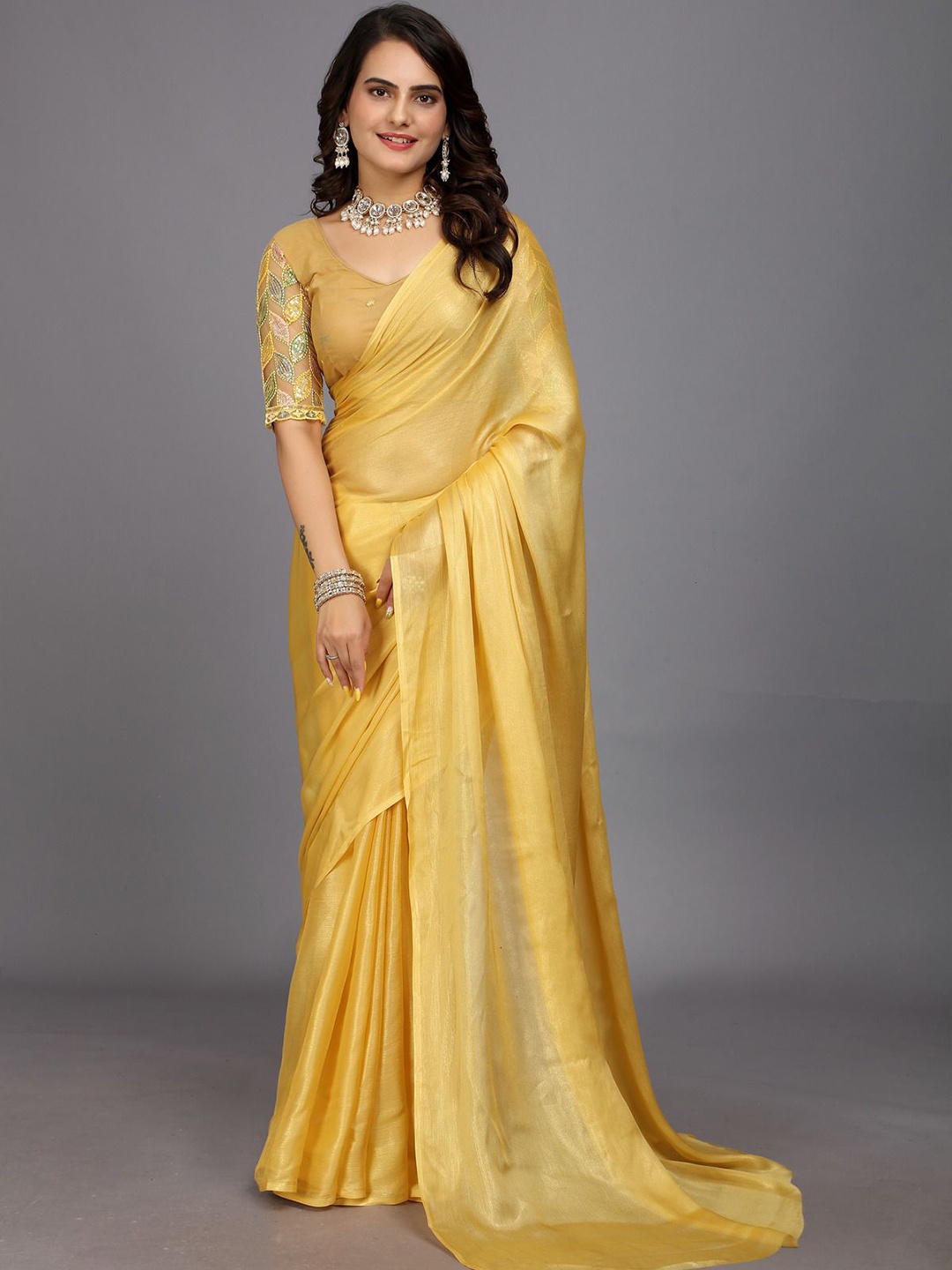 

Aardiva Women Saree, Yellow