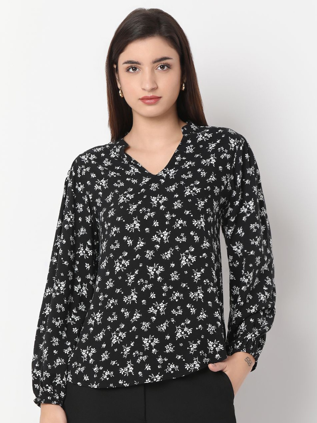

NOT SO PINK Women Floral Printed V-Neck Top, Black