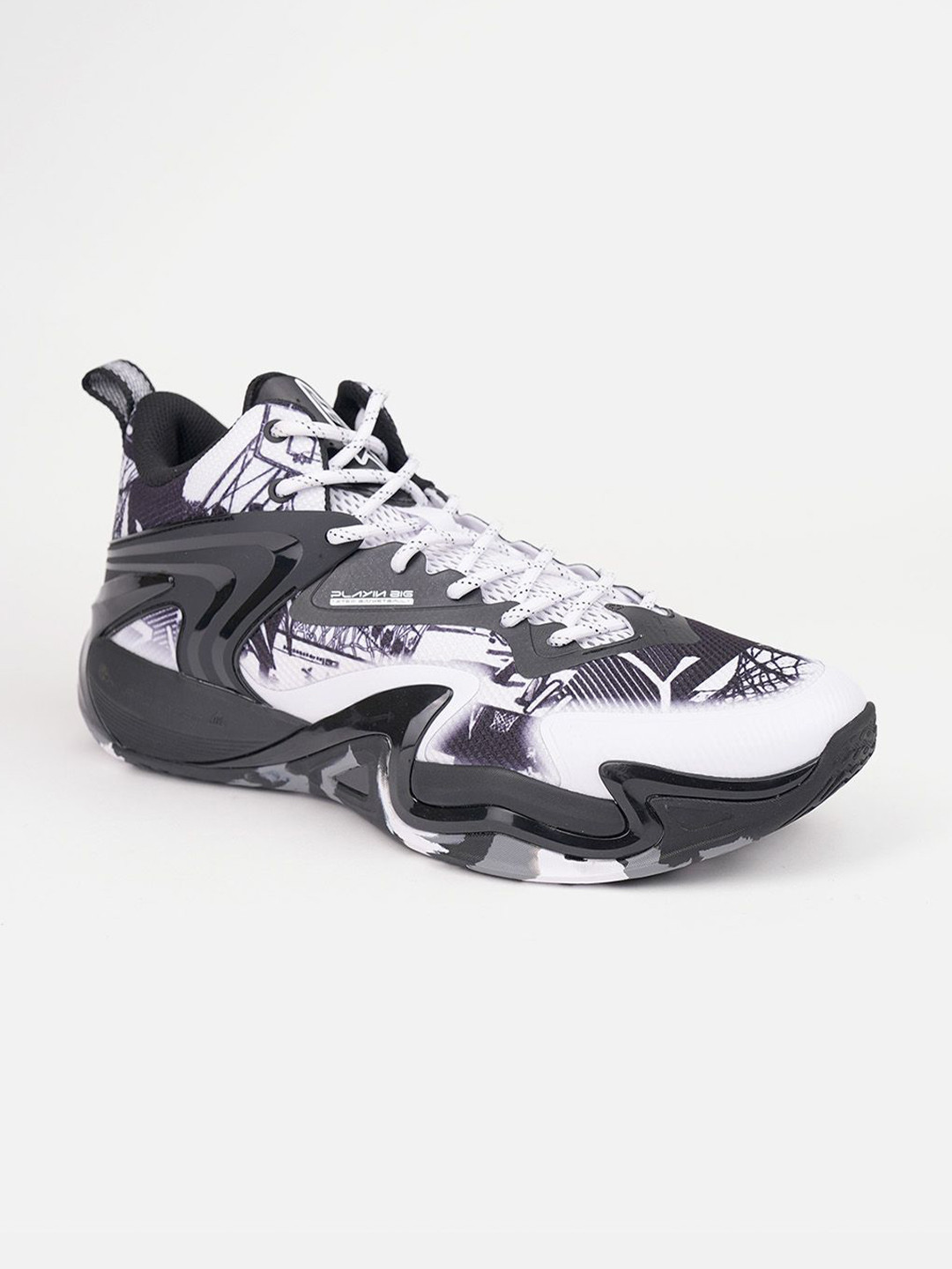 

Xtep Men Textile Basketball Shoes, Black