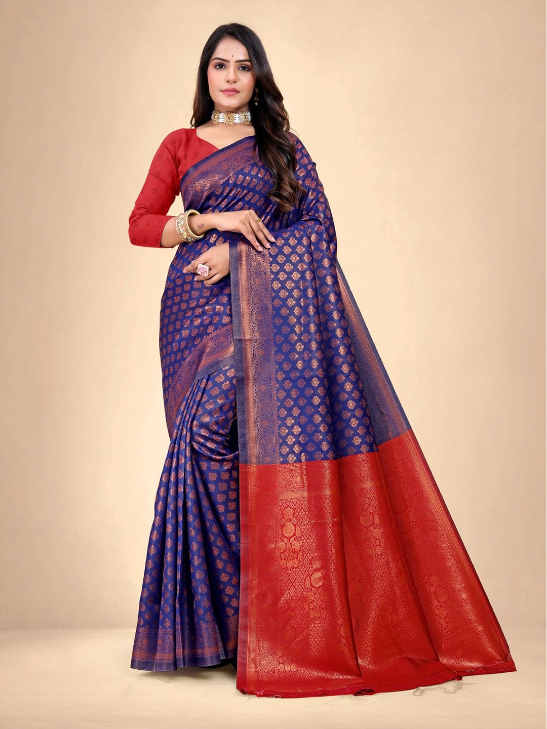

Abhilasha Woven Design Zari Pure Silk Kanjeevaram Saree, Purple