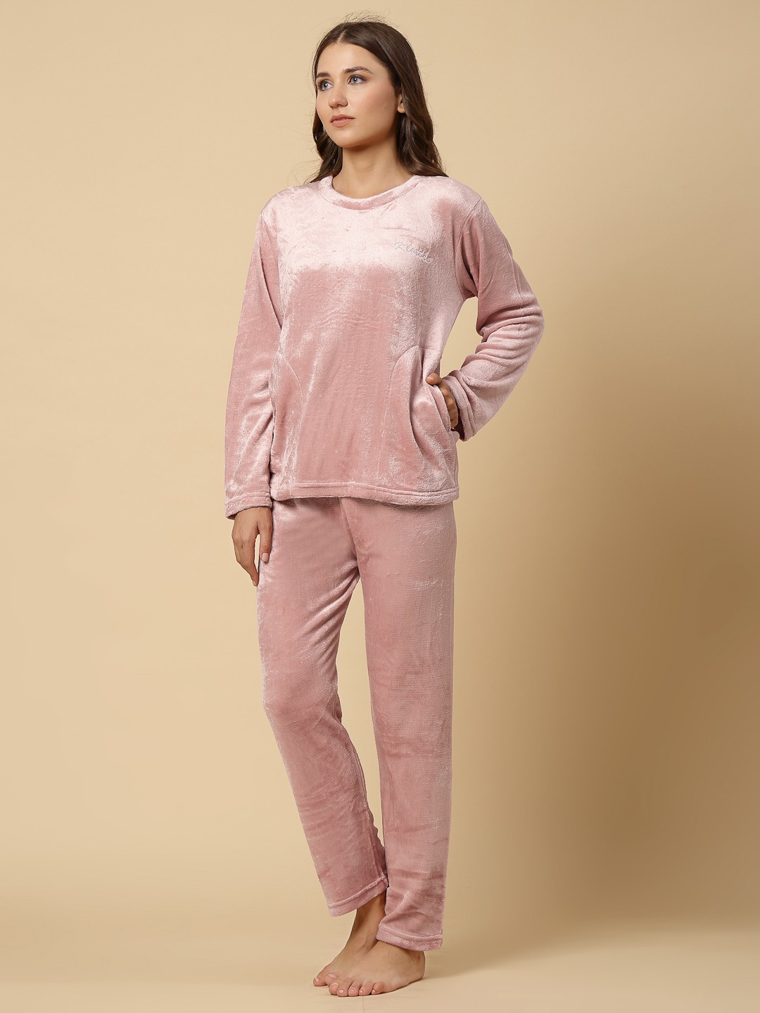 

KLOTTHE Women Solid Wool Night suit, Pink