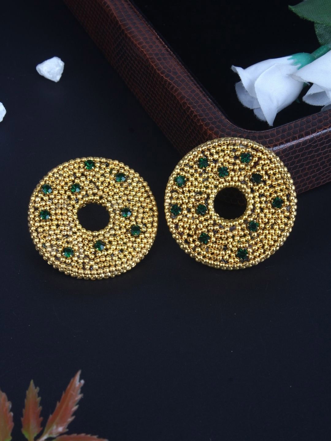 

KPOP Contemporary Studs Earrings, Gold