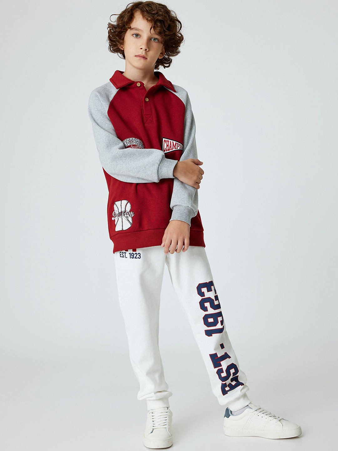

Koton Boys Printed Mid-Rise Joggers, White