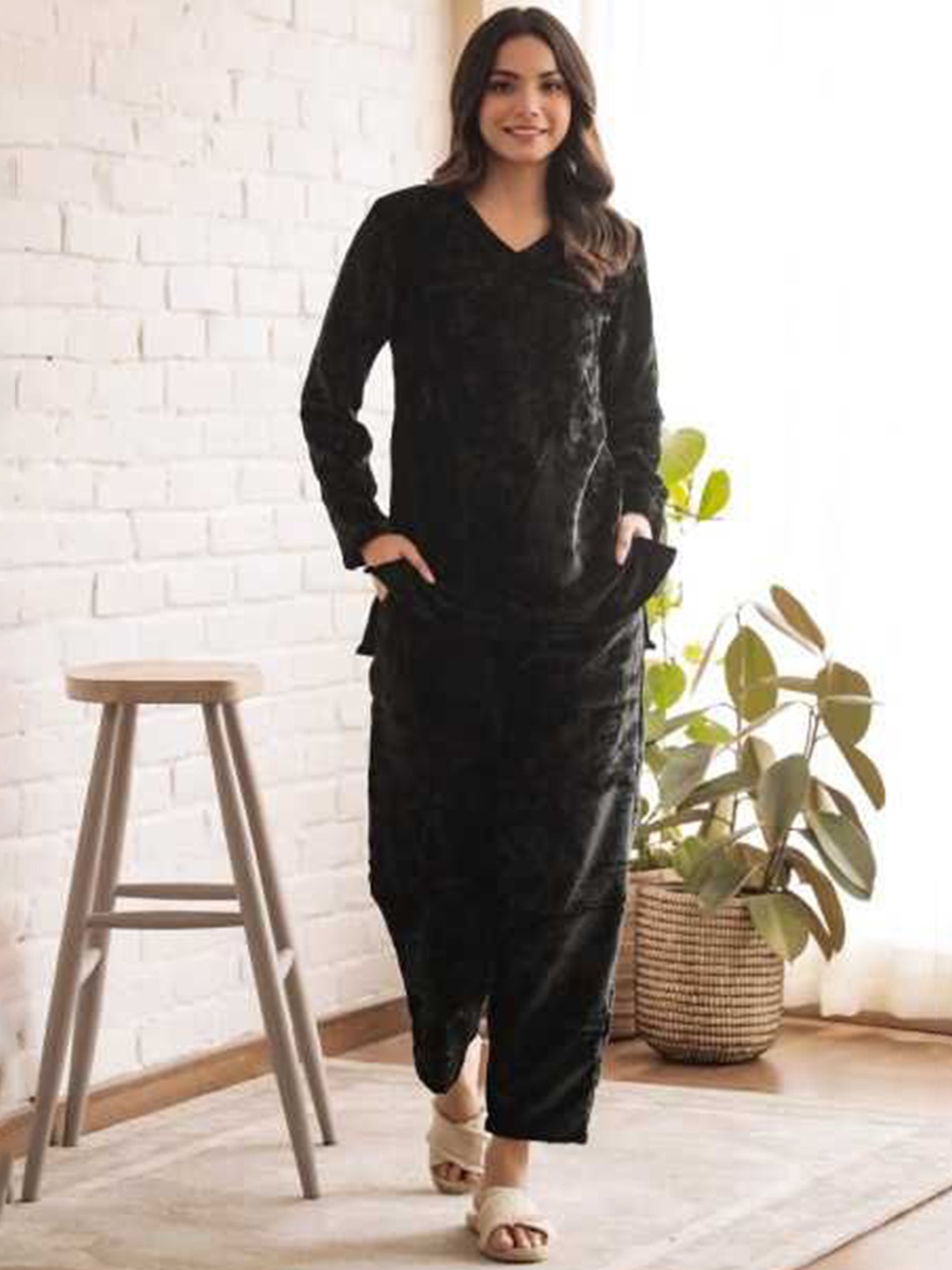 

FLAVIA CREATION Women Top And Trouser Co-Ords Set, Black