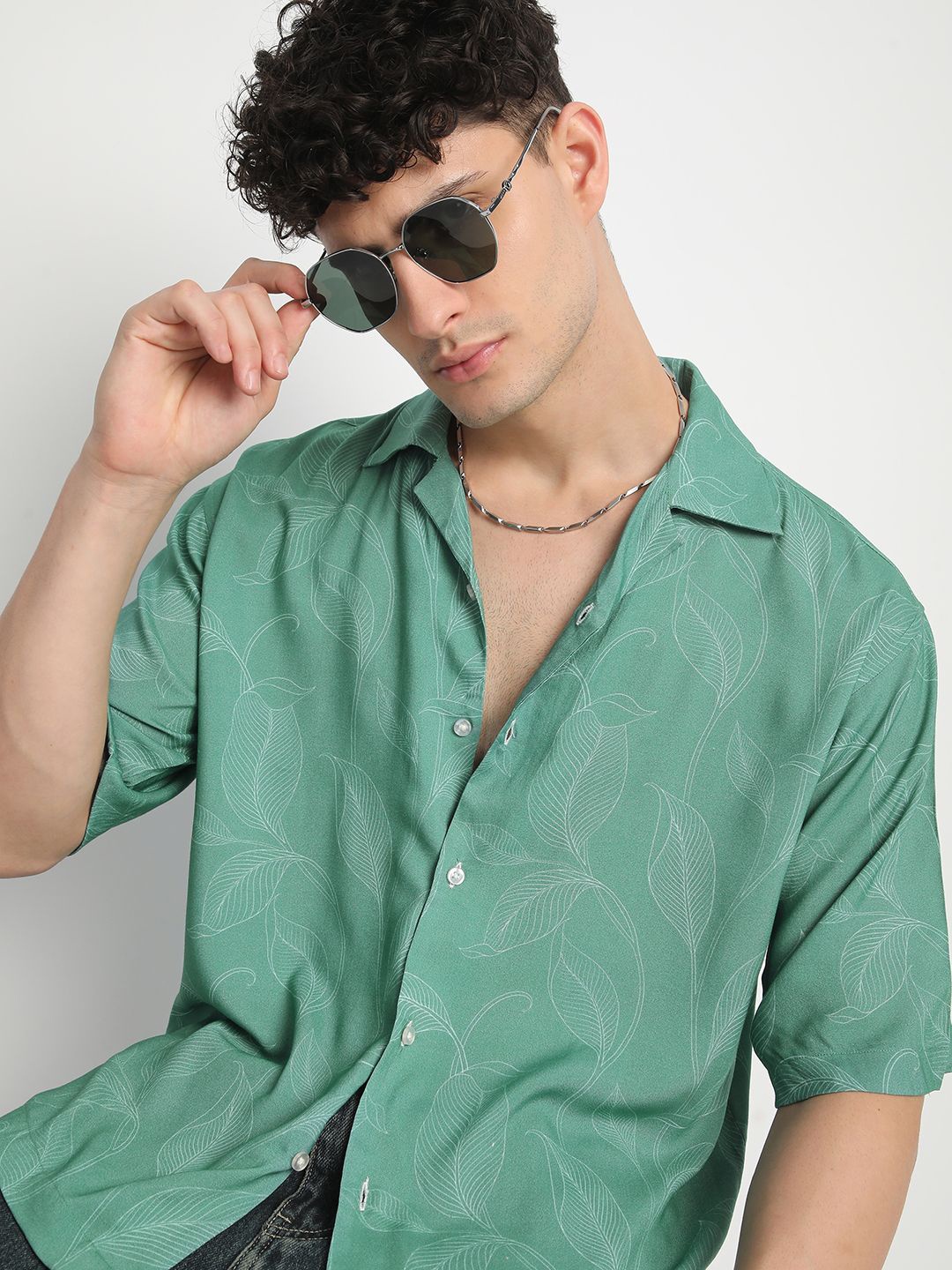 

Mark Leute Men Relaxed Cuban Collar Floral Printed Casual Shirt, Green