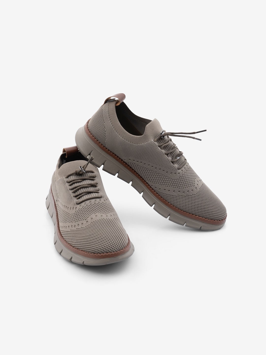 

Nickron Men Woven Design Sneakers, Grey