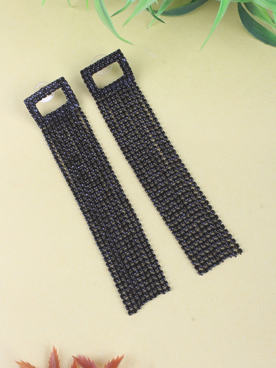 

KPOP Contemporary Drop Earrings, Black
