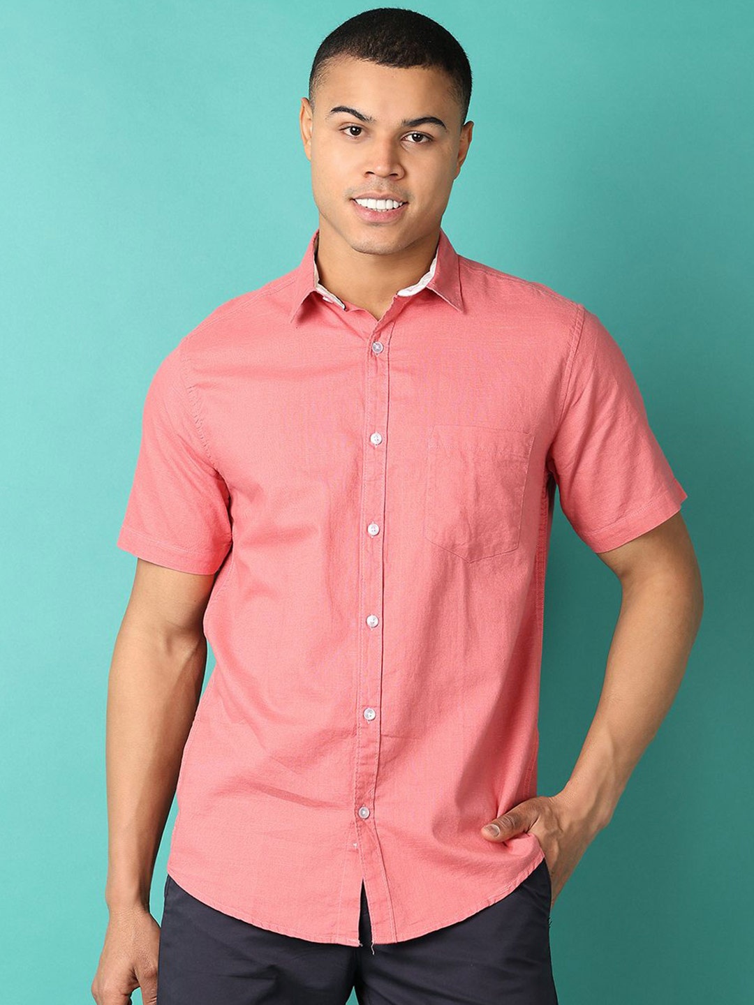 

V-Mart Men Spread Collar Solid Cotton Casual Shirt, Pink