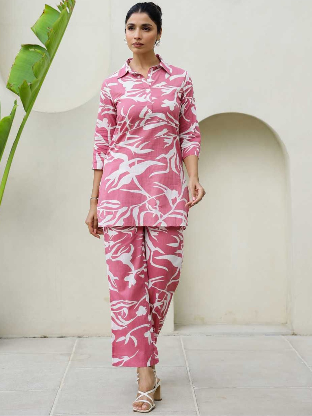 

FLAVIA CREATION Women Printed Pure Cotton Top & Trousers Co-Ords, Pink