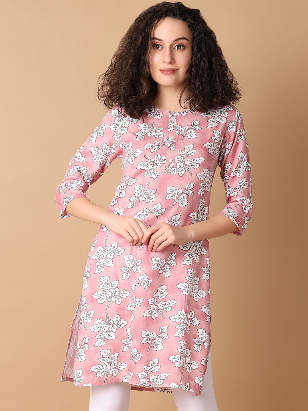 

V-Mart Women Floral Printed Kurta, Pink