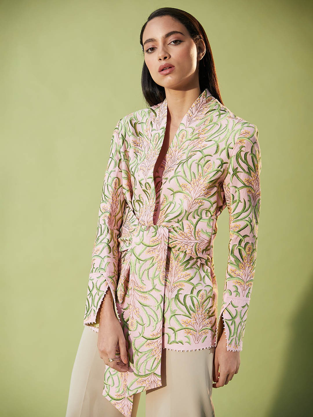 

BETRUE Women Floral Embroidered Linen Tailored Jacket, Pink