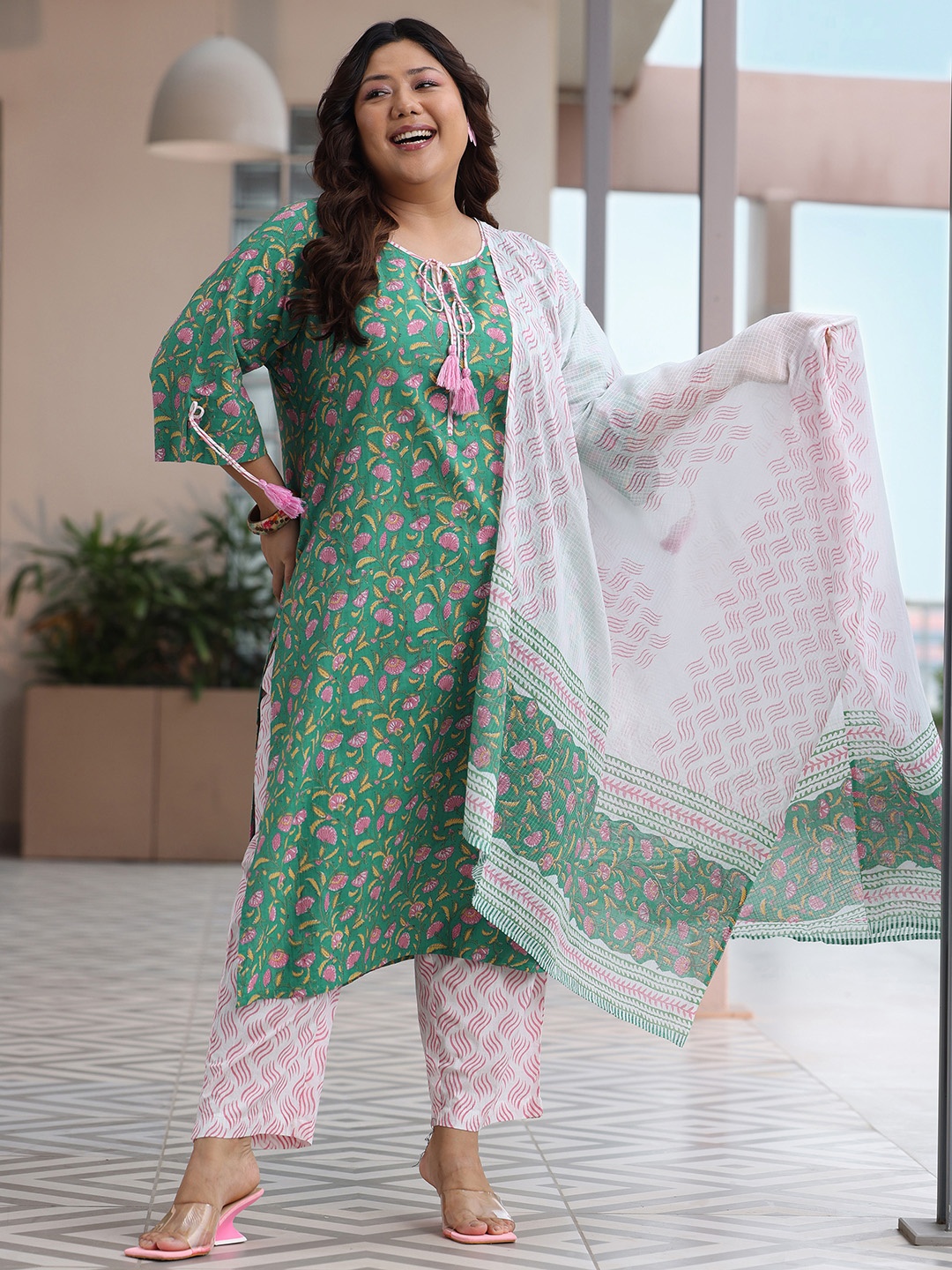 

EXTRA LOVE BY LIBAS Plus Size Floral Printed Pure Cotton Kurta With Trouser & Dupatta, Green
