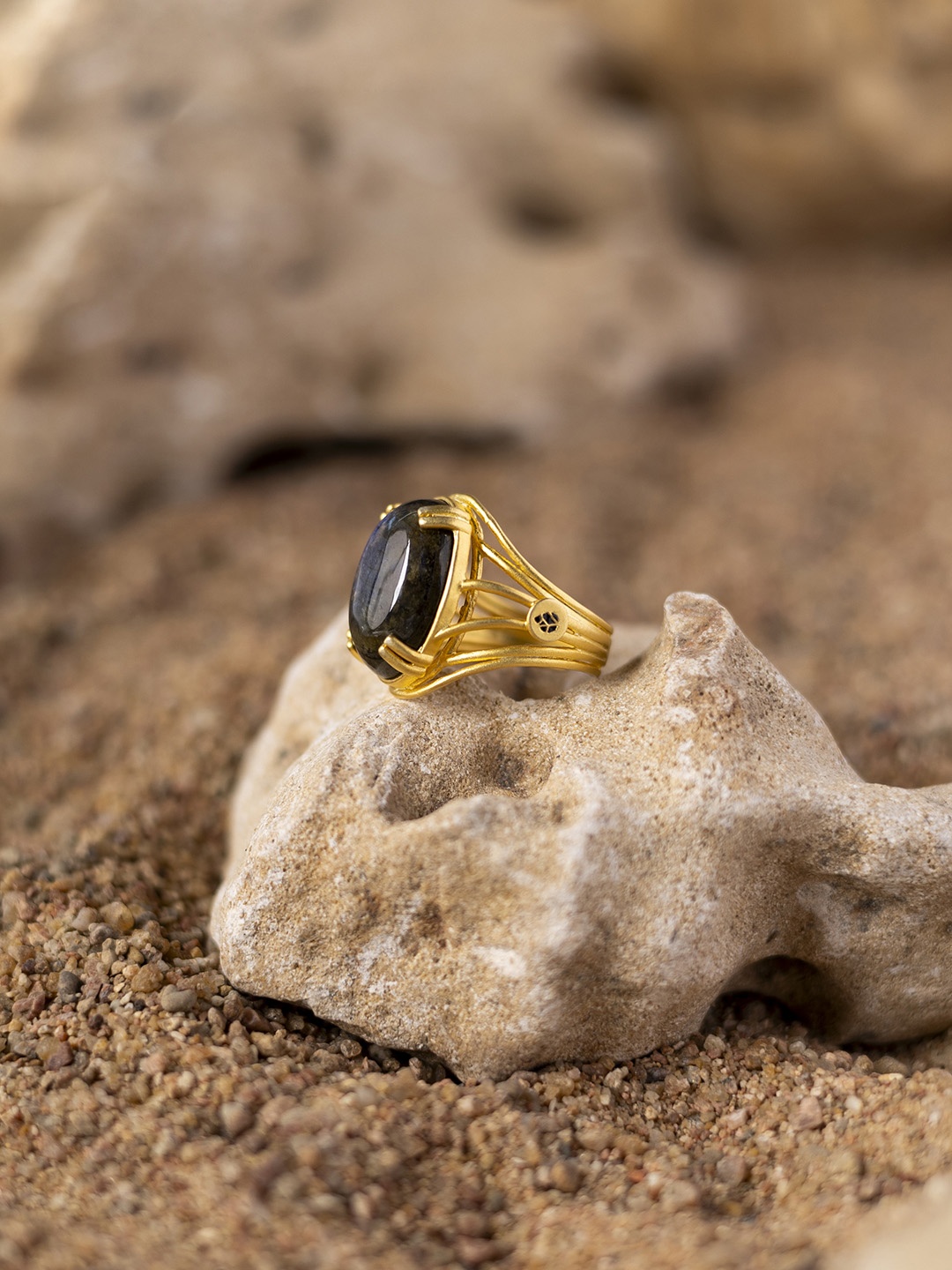

Stone Story By Shruti 925 Sterling Silver 18K Gold-Plated Artificial Stones Studded Ring, Grey