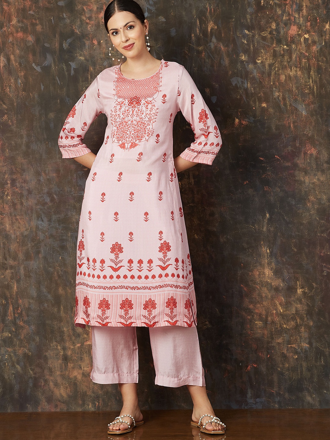 

Melange by Lifestyle Ethnic Motifs Printed Round Neck Straight Kurta With Pyjama, Red