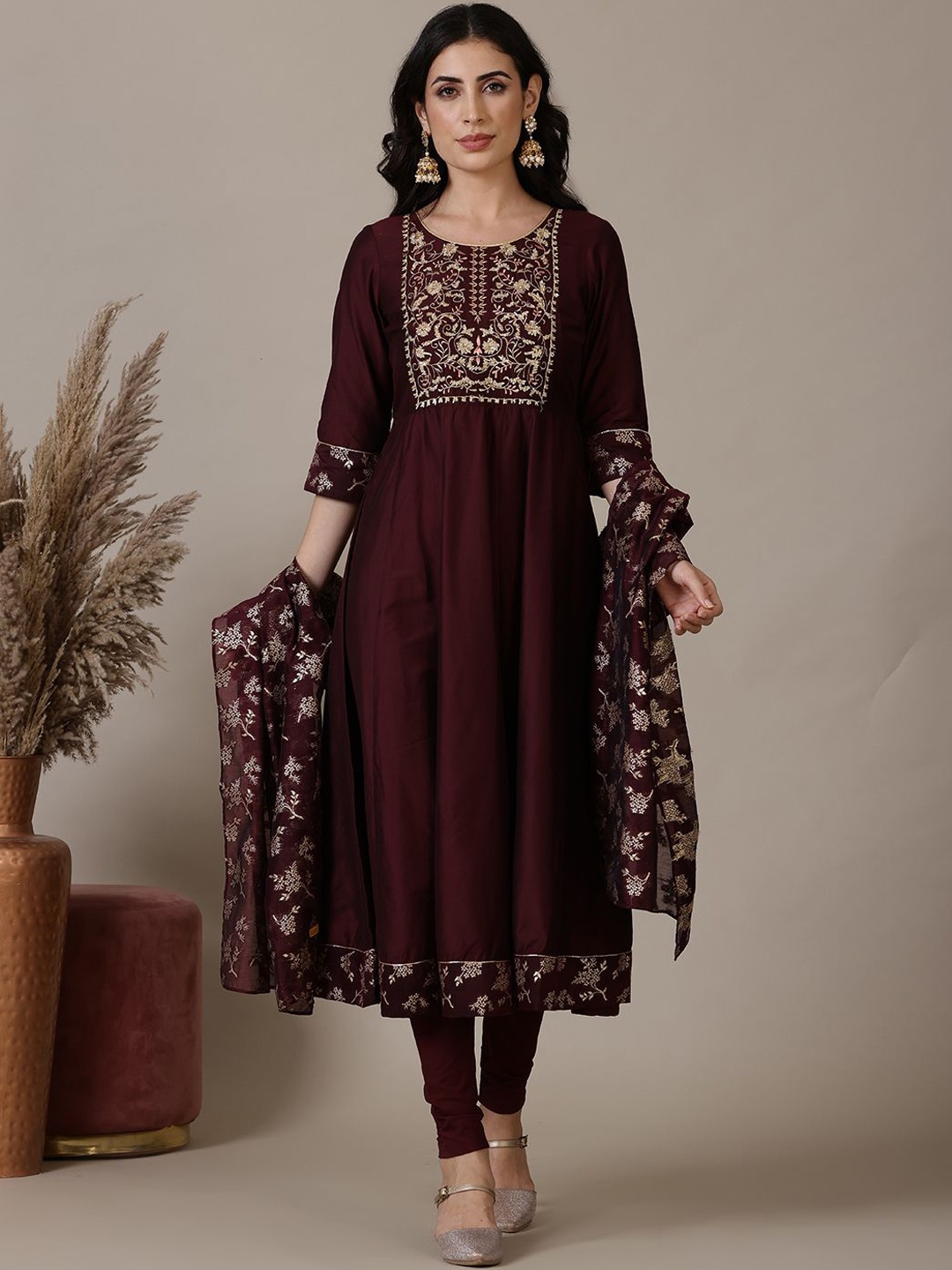

AURELIA Floral Embroidered Thread Work Round Neck Anarkali Kurta With Leggings and Dupatta, Maroon