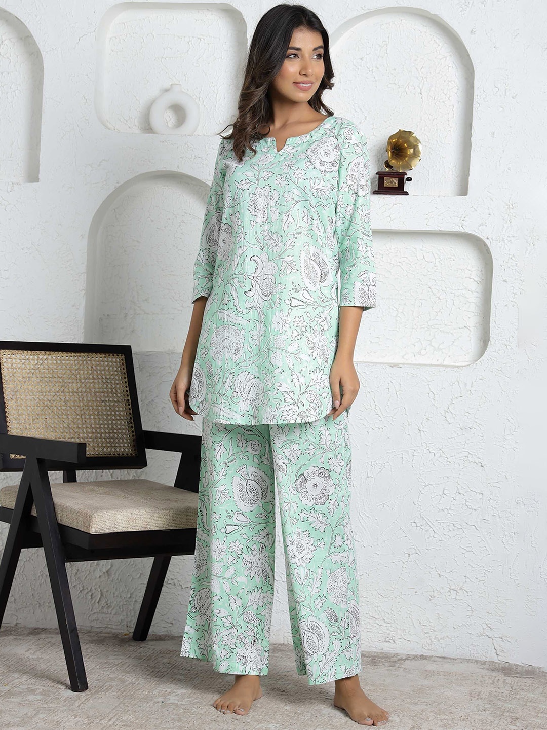 

FLAVIA CREATION Printed Pure Cotton Night suit, Green