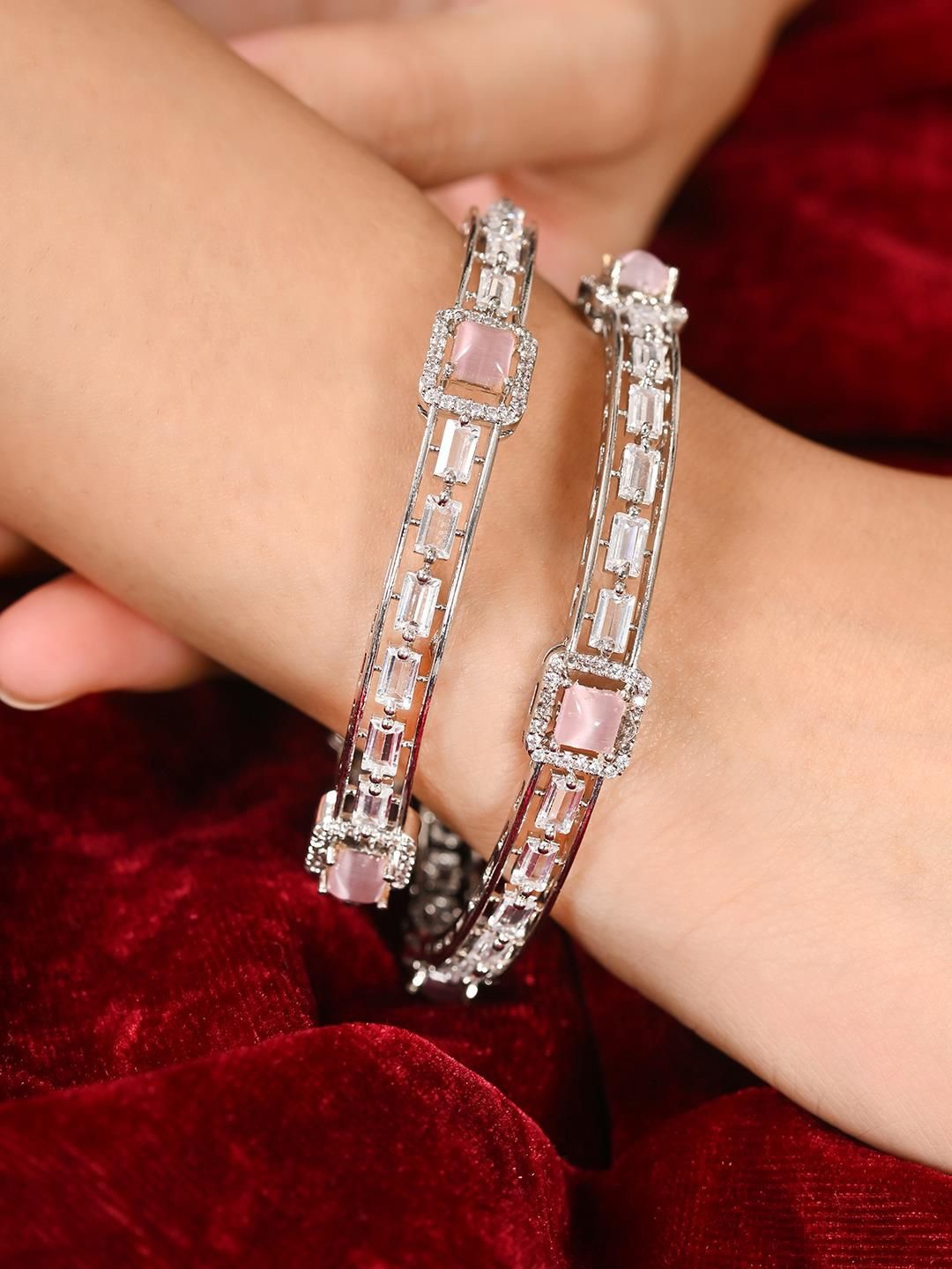 

RATNAVALI JEWELS Set Of 2 Silver-Plated American Diamond Studded Bangles