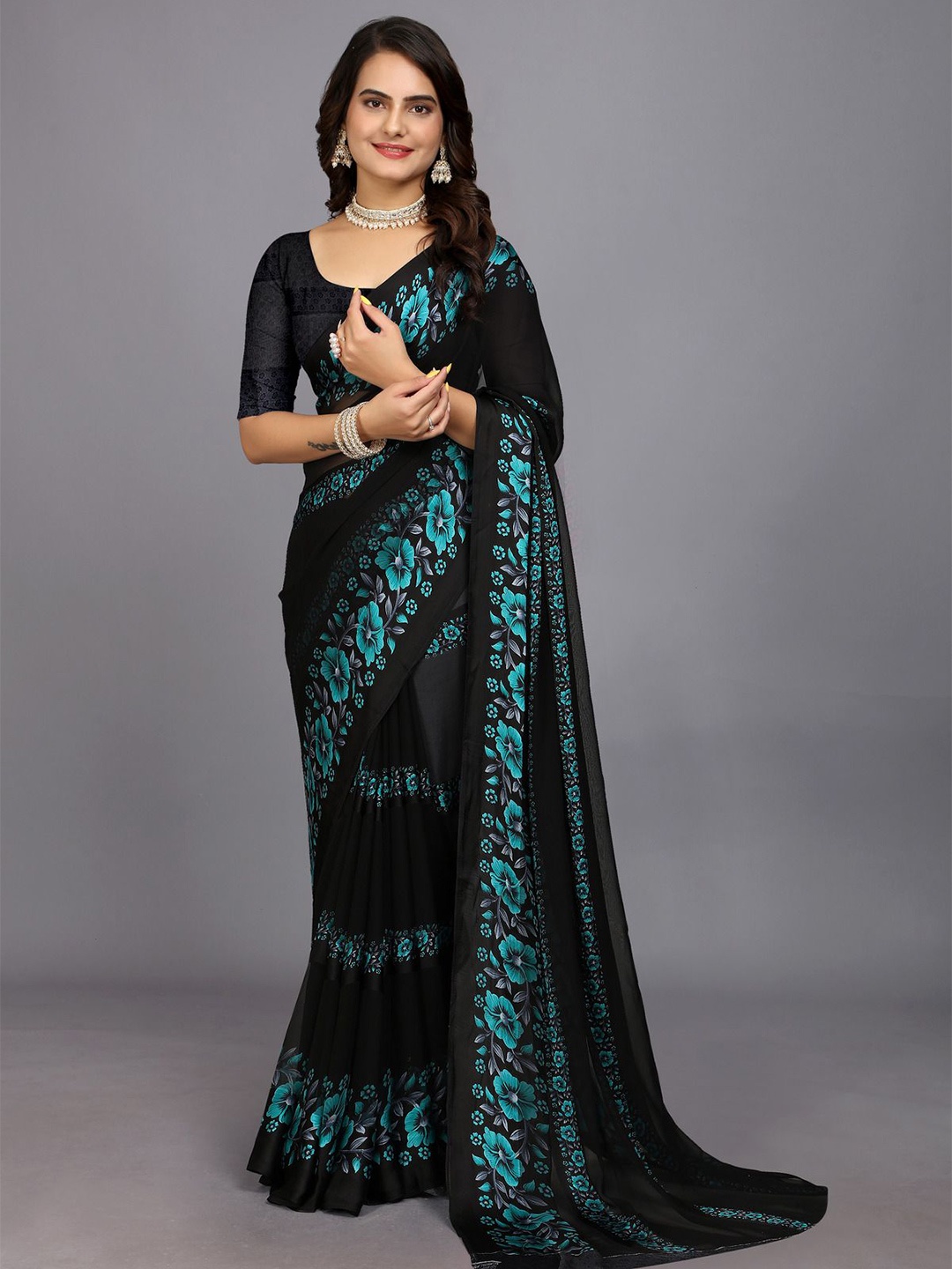 

Aardiva Floral Poly Chiffon Saree, Blue