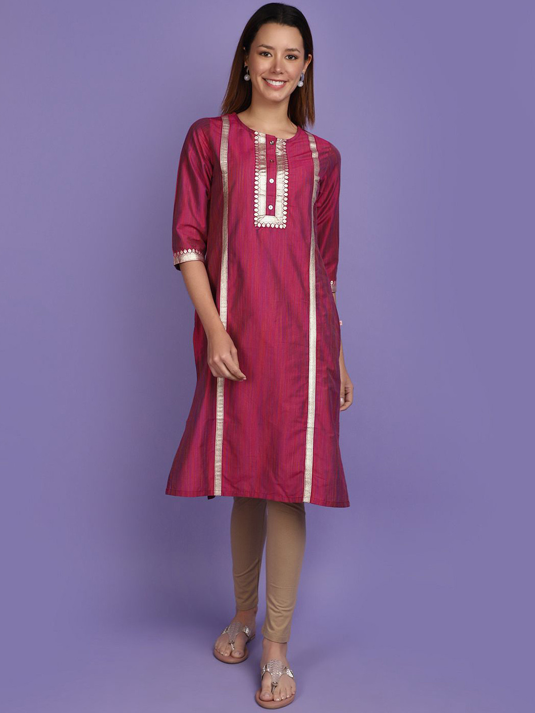 

V-Mart Women Geometric Kurta, Magenta