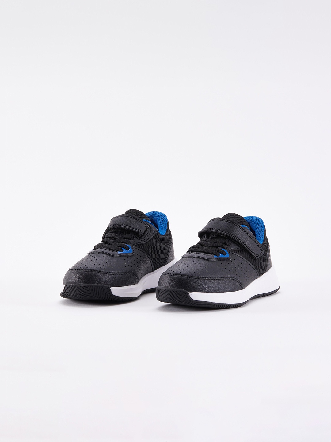 

Artengo By Decathlon Kids Black Blue Beginner Lace Up Tennis Shoes