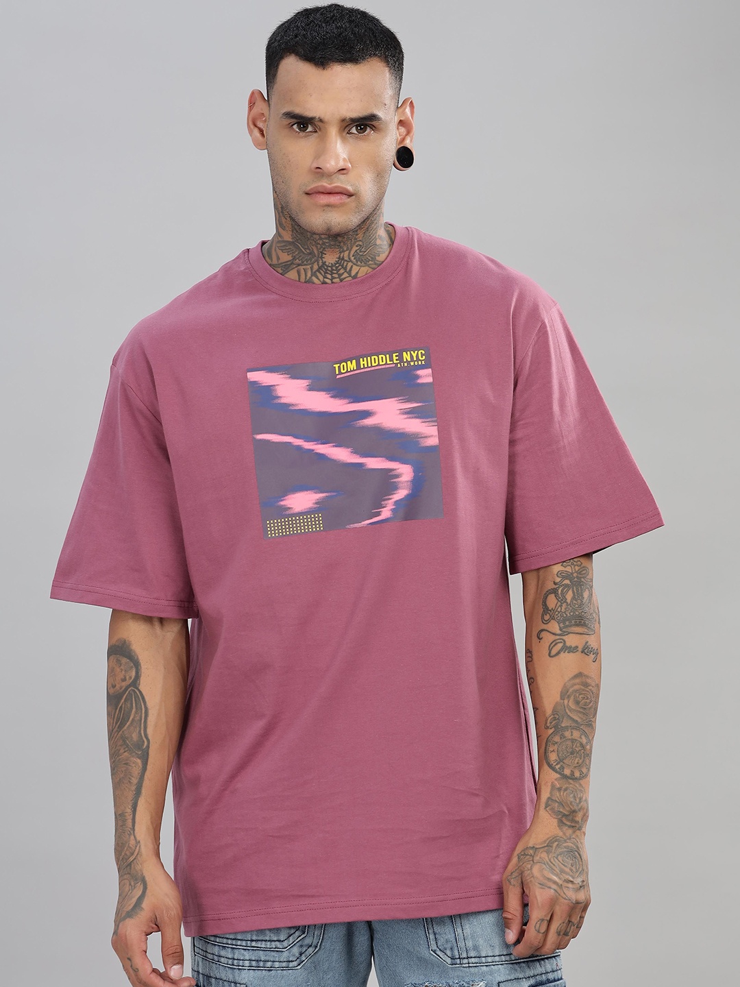 

TOMHIDDLE Men Graphic Printed Round Neck Cotton Oversized T-shirt, Pink