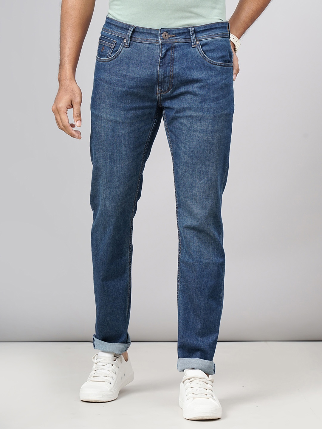 

Greenfibre Men Slim Fit Light Fade Jeans, Blue