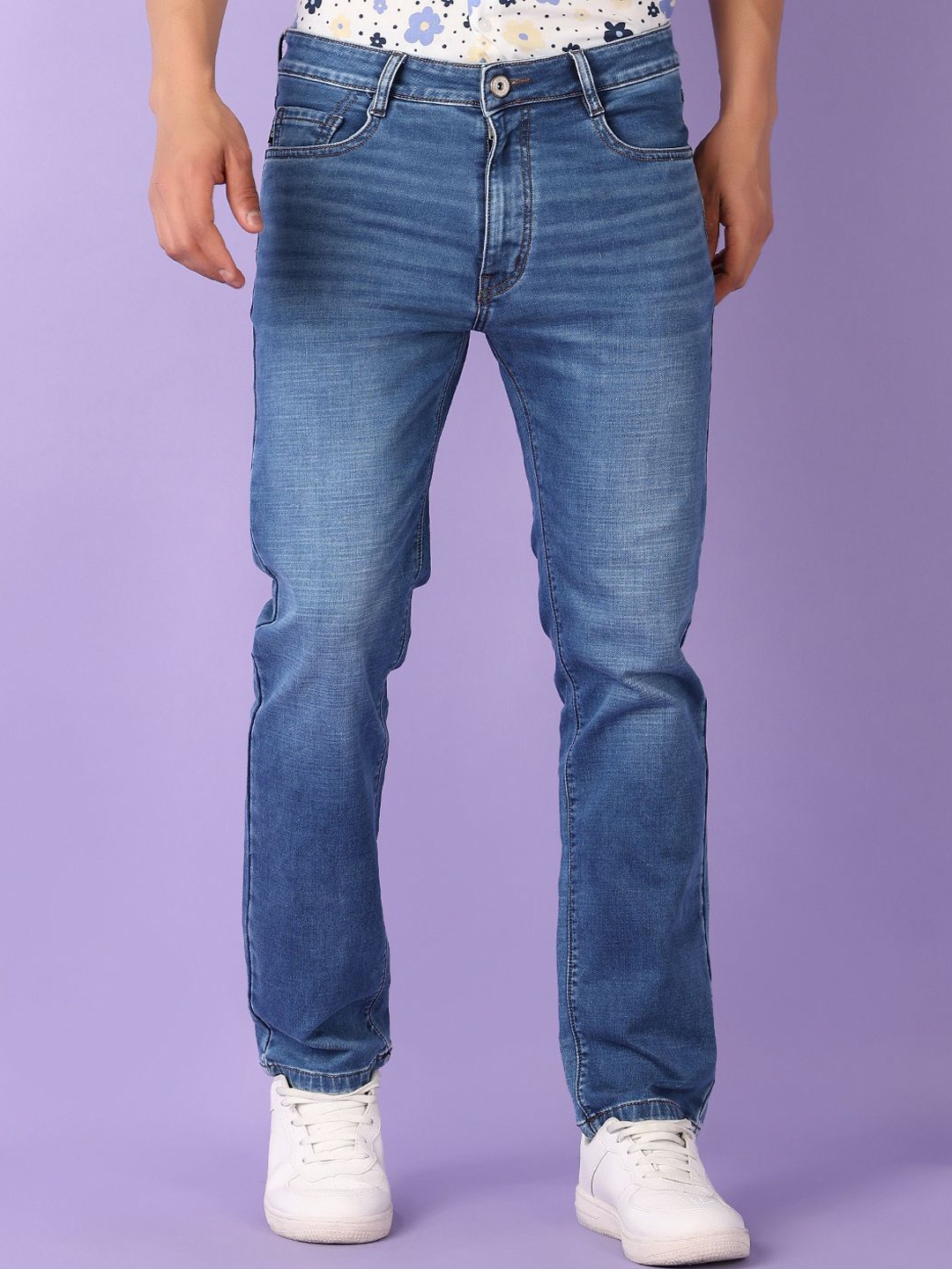 

V-Mart Men Straight Fit Light Fade Stretchable Jeans, Blue