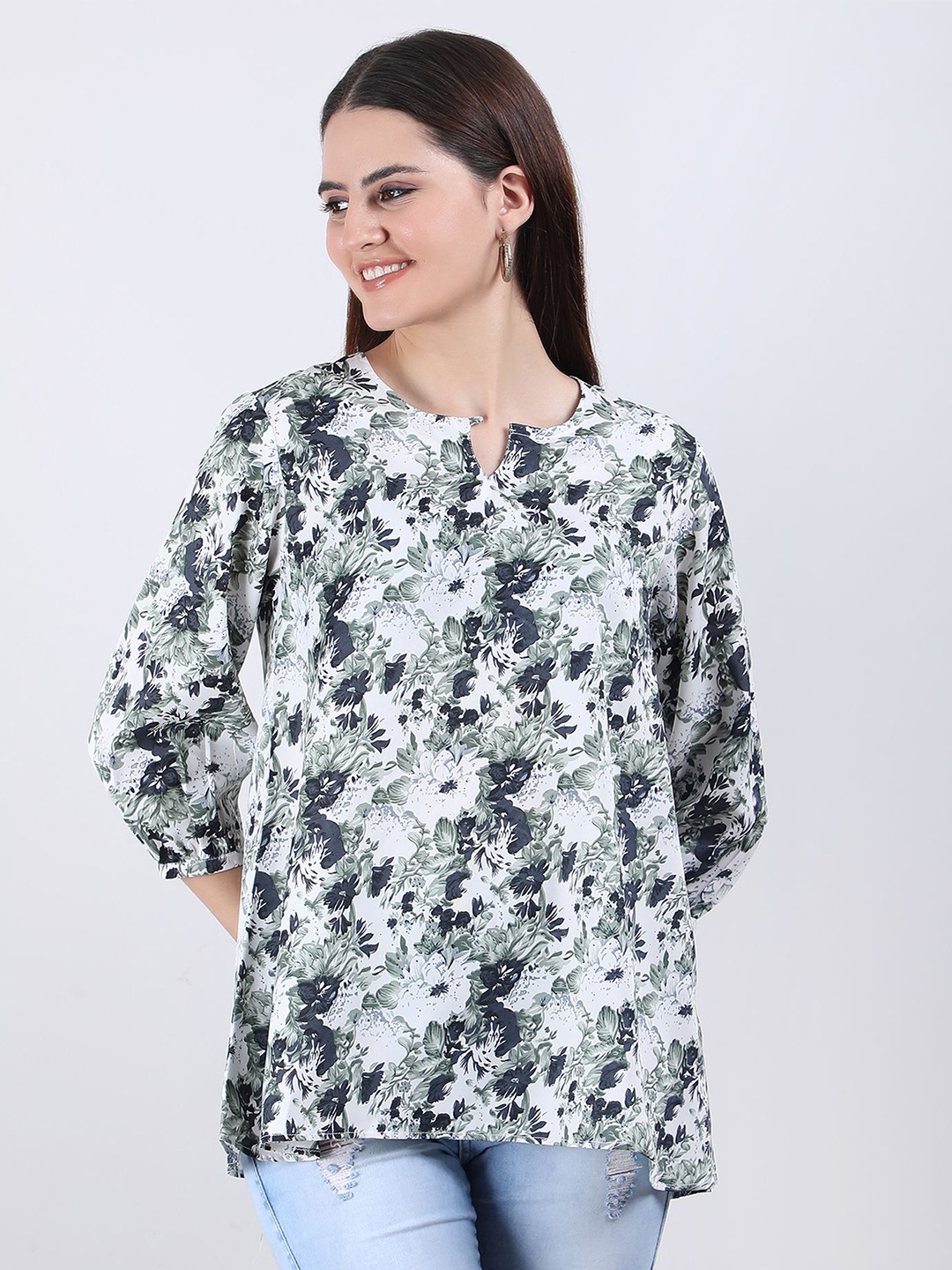 

VAPPSYAM Women Floral Printed Round Neck Top, Multi
