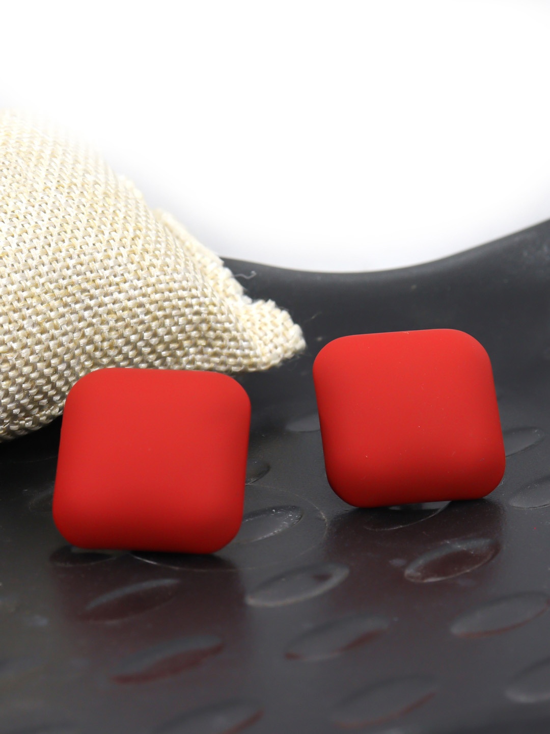 

KRENOZ Geometric Studs Earrings, Red