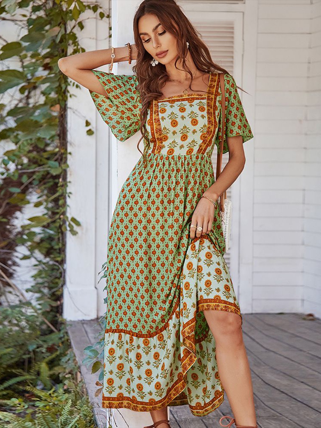 

StyleCast Women Floral Printed Flared Sleeve A-Line Knee Length Dress, Green
