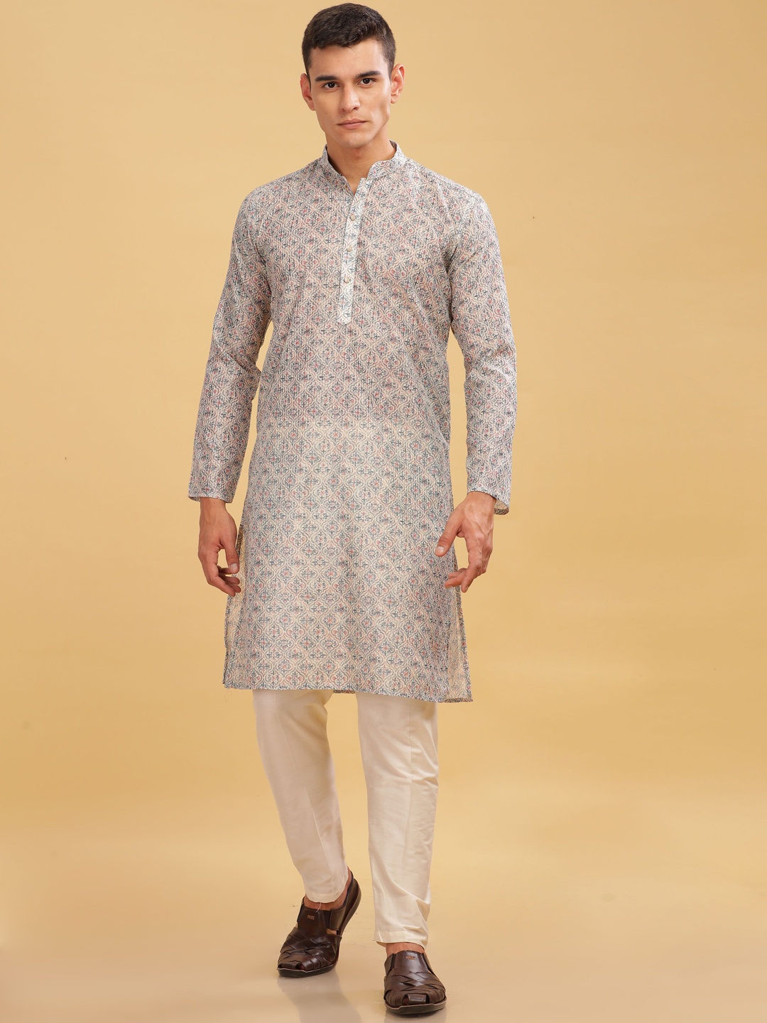 

Anouk Men Ethnic Motifs Printed Mandarin Collar Thread Work Kurta, Beige