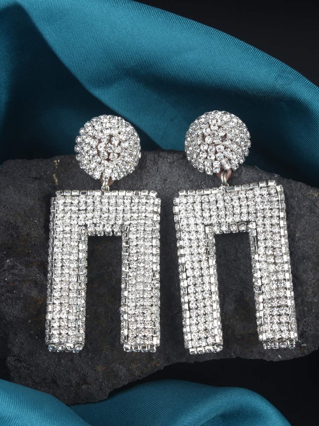 

KPOP Silver-Plated Rhinestone Studded Contemporary Drop Earrings