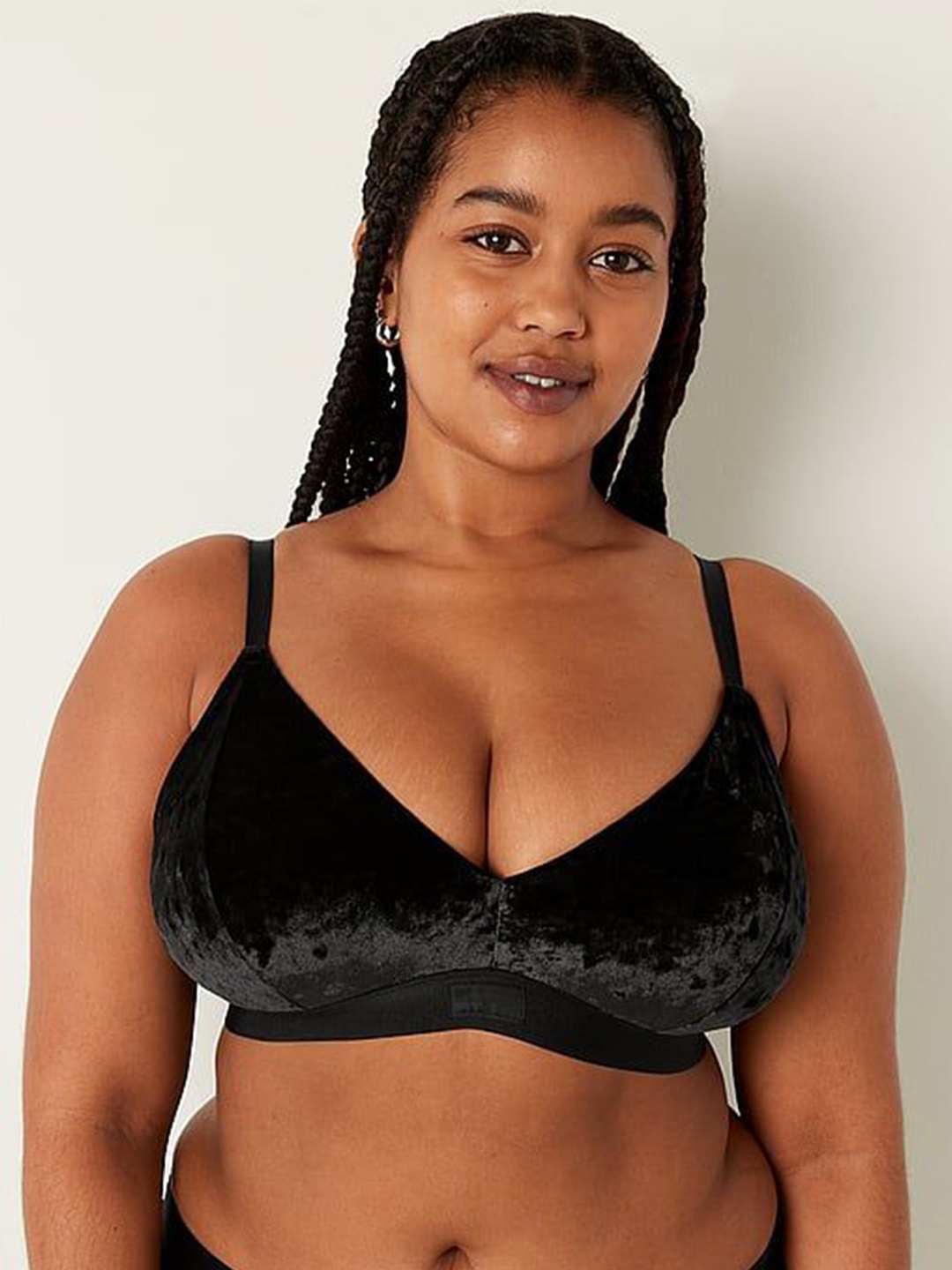

Victoria's Secret Women Solid Medium Coverage Lightly Padded Bralette Bra, Black