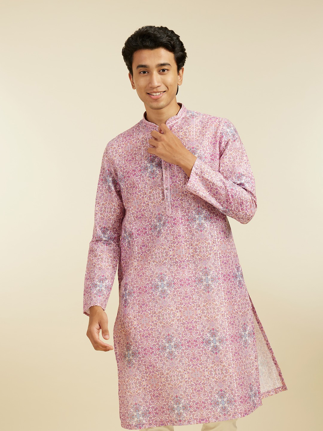 

Diwas by Manyavar Men Floral Printed Mandarin Collar Straight Kurta, Pink