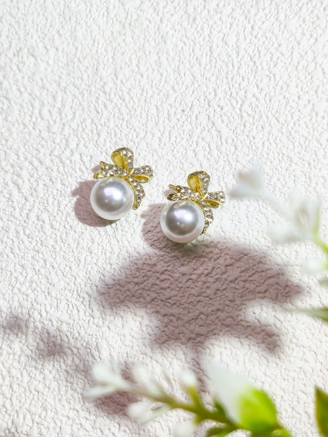 

Krelin Classic Studs Earrings, Gold