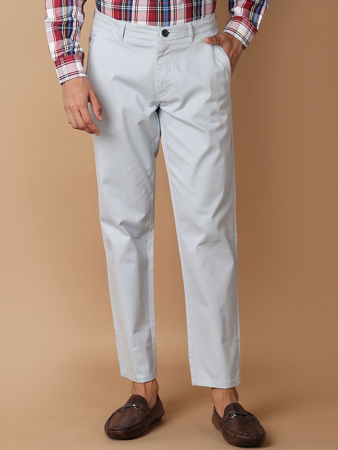 

V-Mart Men Solid Chinos Trousers, Blue