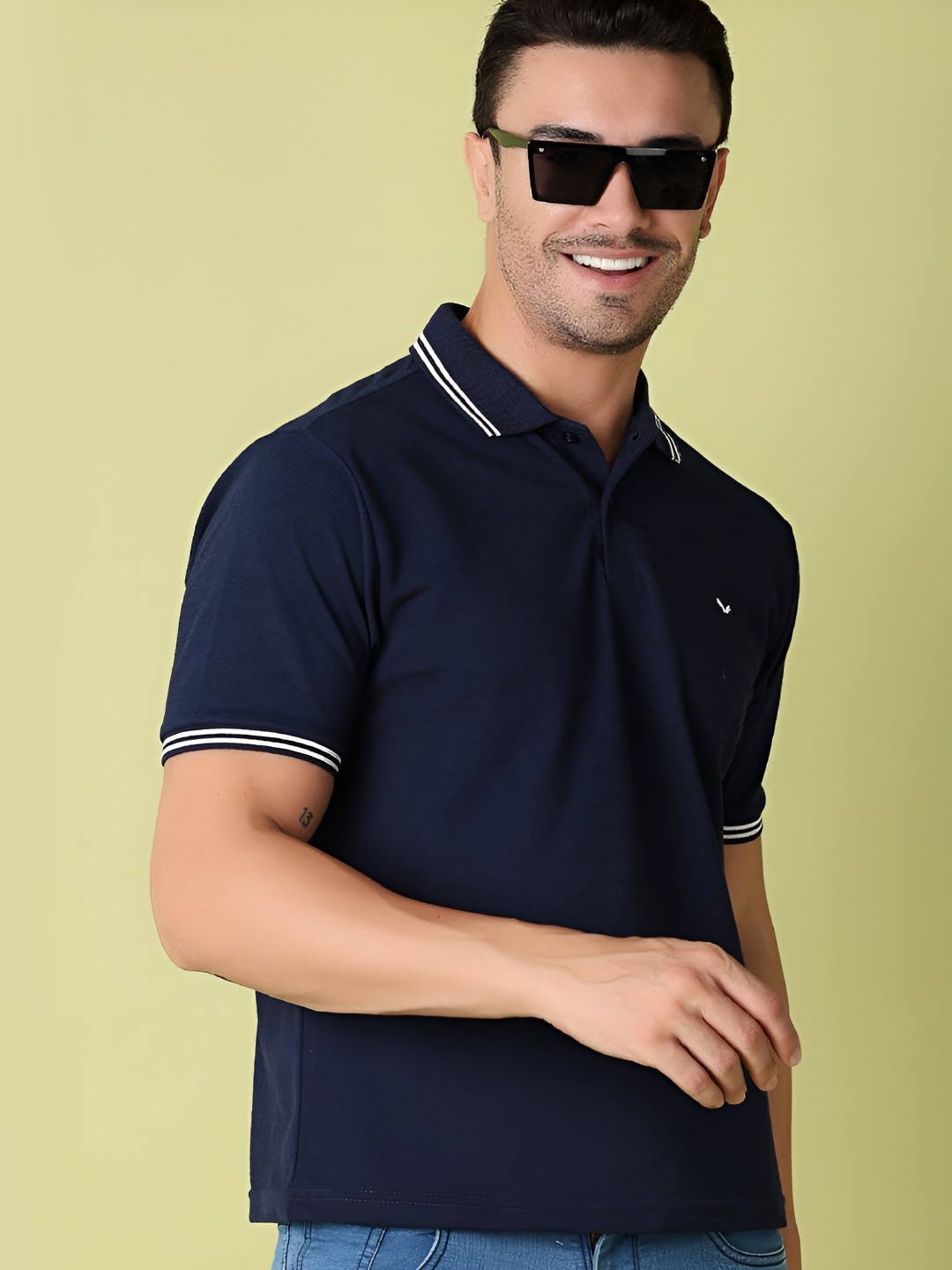 

V-Mart Men Solid Polo Collar Cotton T-shirt, Navy blue