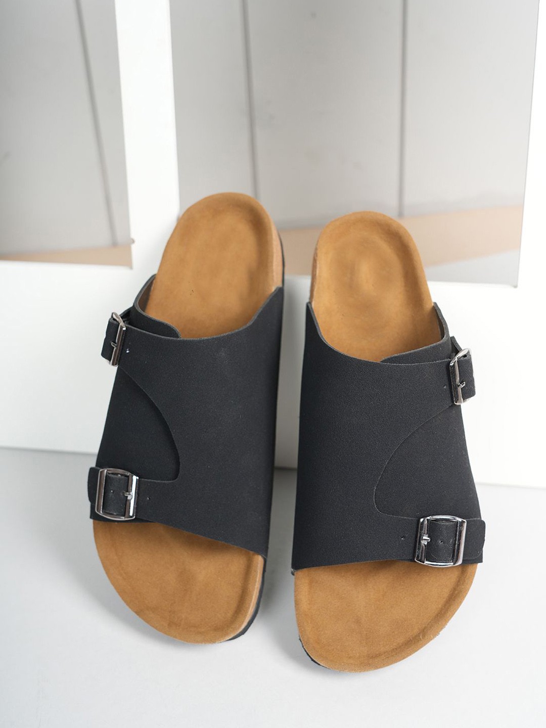 

MOZAFIA Men Open Toe Flats, Black