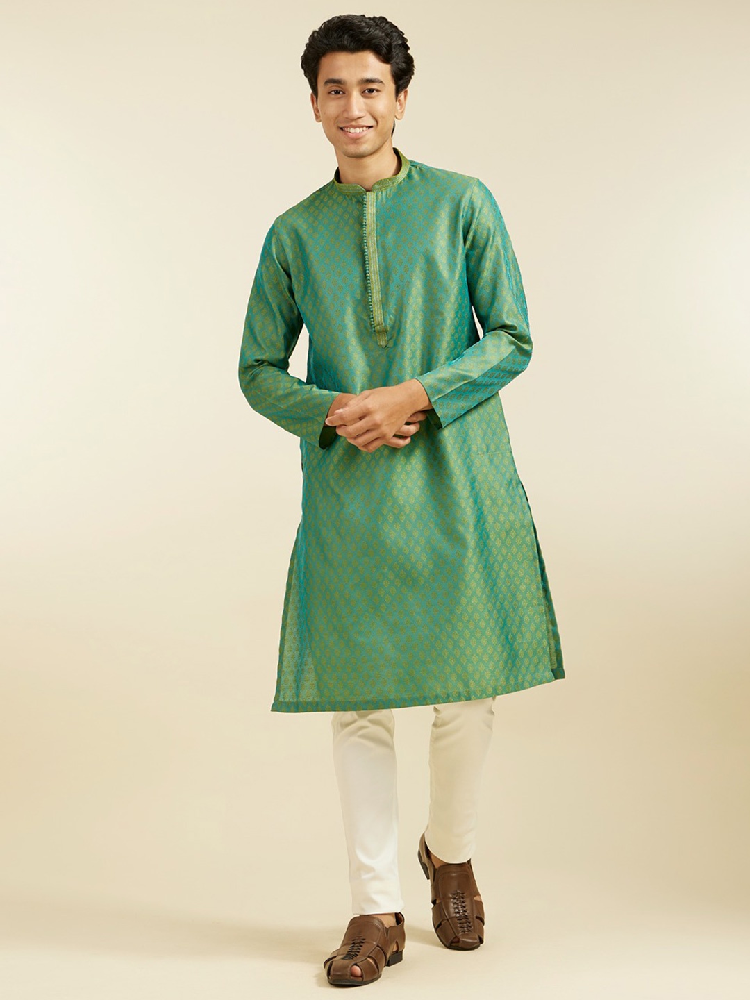 

Diwas by Manyavar Ethnic Motifs Woven Design Thread Work Mandarin Collar Straight Kurta, Green