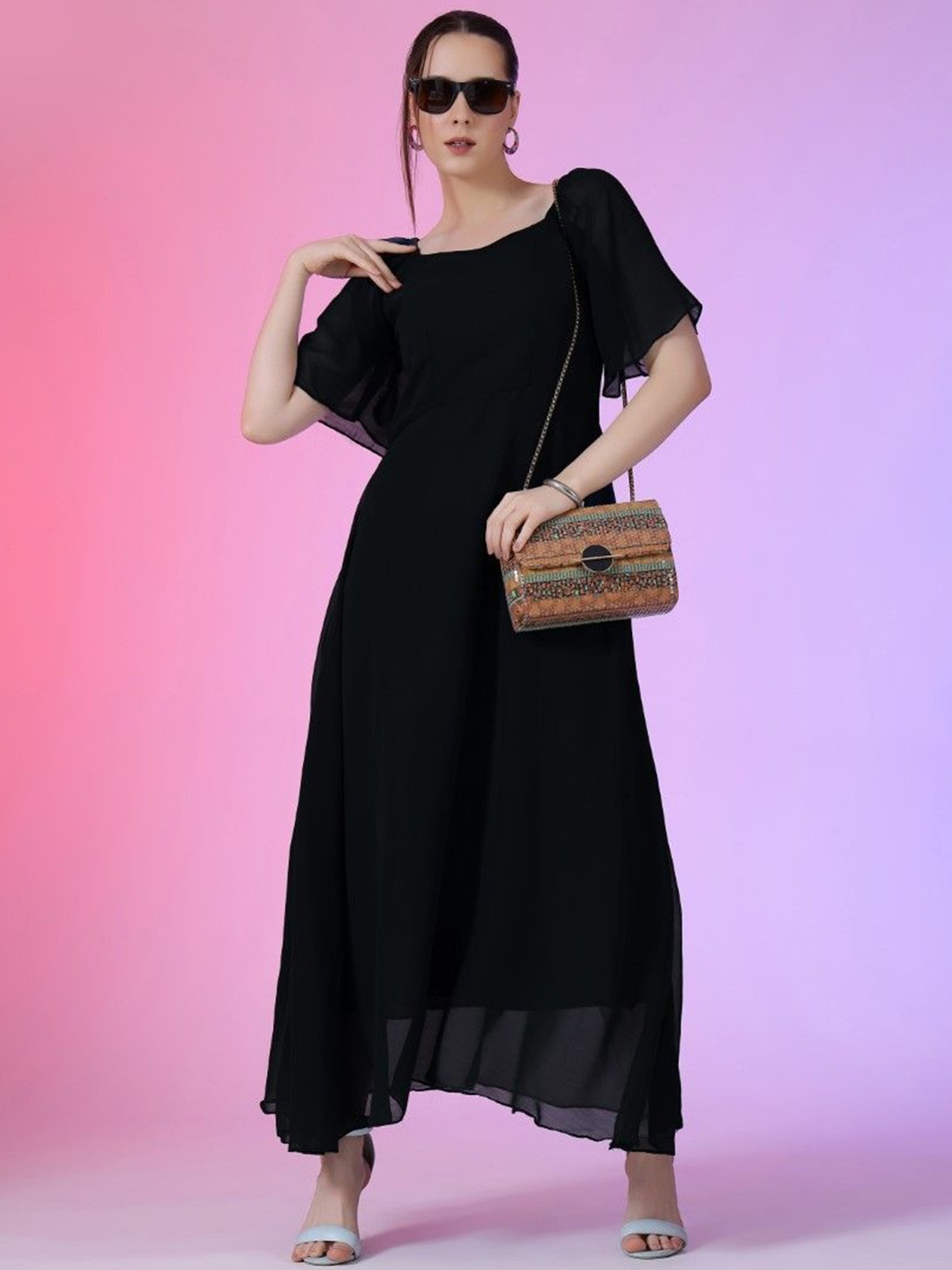 

Krunal Raiyani Solid Georgette Maxi Dress, Black