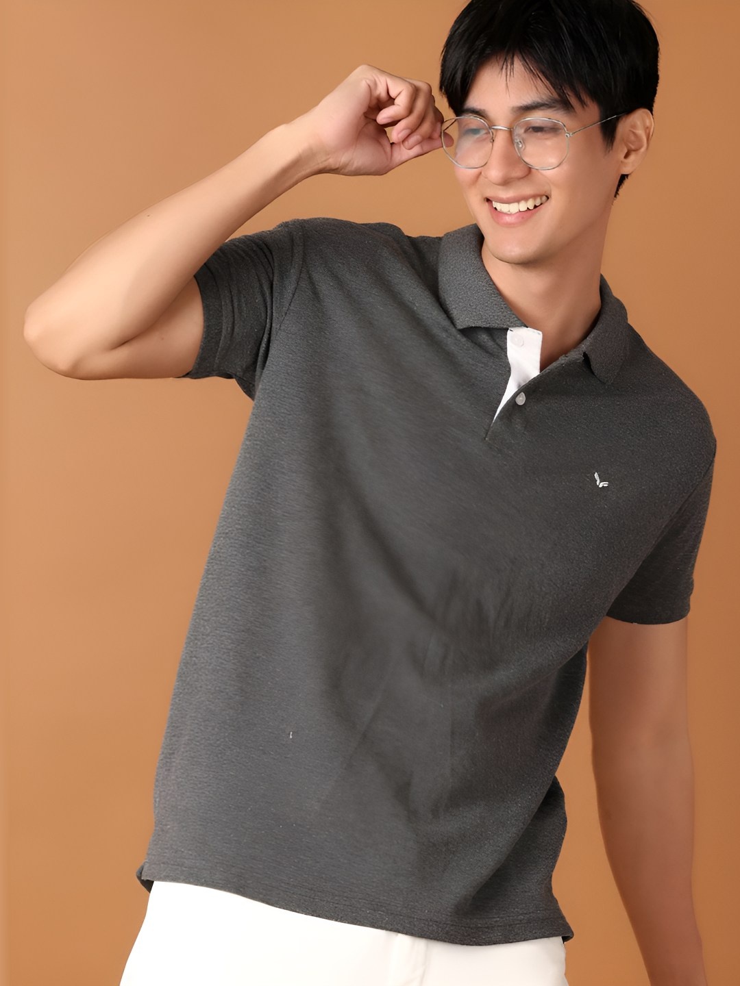 

V-Mart Men Solid Polo Collar Cotton T-shirt, Grey